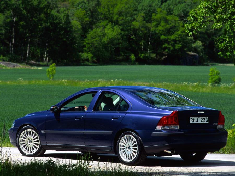  Volvo S60 2000 года  (фото 36 из 37)